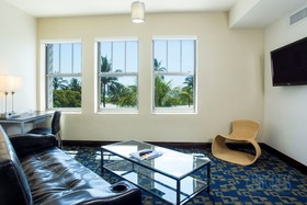 Congress Suites at the Strand
