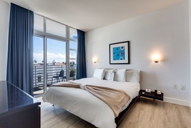 Congress Suites at the Strand