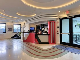 Fashion Boutique Hotel