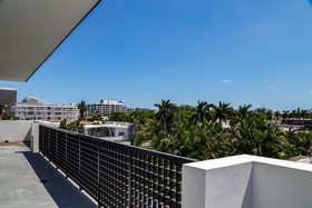 Moderno Residences By Bay Breeze