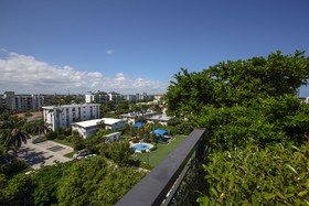 Moderno Residences By Bay Breeze
