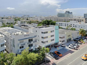 Ocean Beach Hotel