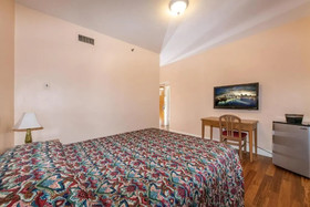 Ocean Beach Hotel