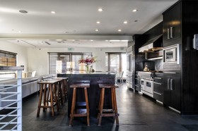 Posh Hostel