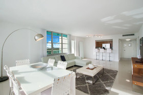 Seacoast Suites by Pelicanstay