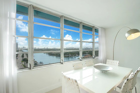 Seacoast Suites by Pelicanstay