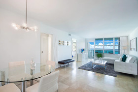 Seacoast Suites by Pelicanstay