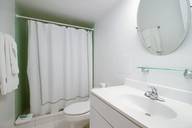 Seacoast Suites by Pelicanstay