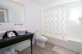 Seaside All Suites Hotel