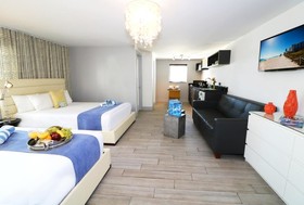 Seaside All Suites Hotel