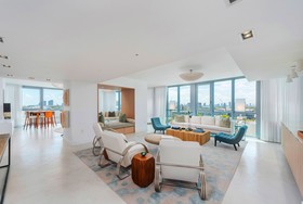 Setai Residence by LRMB