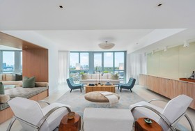 Setai Residence by LRMB