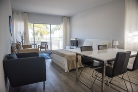 12th & Ocean Suites by LuxUrban