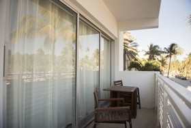 12th & Ocean Suites by LuxUrban
