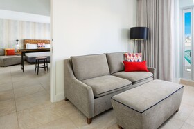 Kenmore Village Hotel
