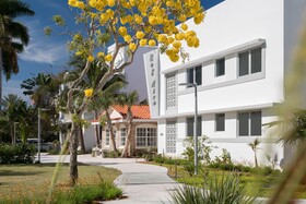 Kenmore Village Hotel