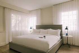 Kenmore Village Hotel