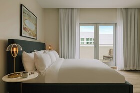 Kenmore Village Hotel