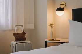 Kenmore Village Hotel