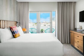 Kenmore Village Hotel
