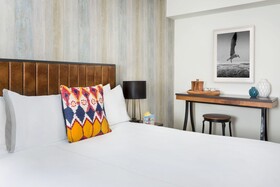 Kenmore Village Hotel