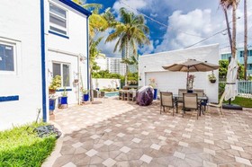 Villa Colors of South Beach