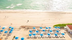 Aventura BeachFront Hotel Condos