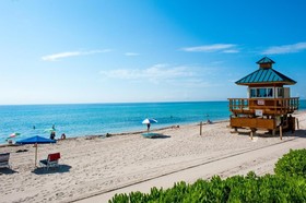 Aventura BeachFront Hotel Condos