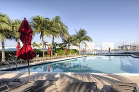 Marina Bay Club
