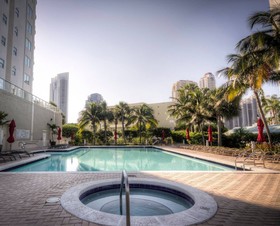 Marina Bay Club