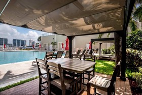 Marina Bay Club