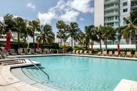 Marina Bay Club