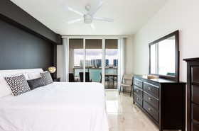 Marina Bay Club