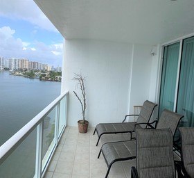 Marina Bay Club