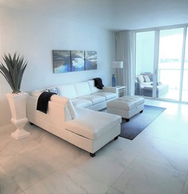 Marina Bay Club