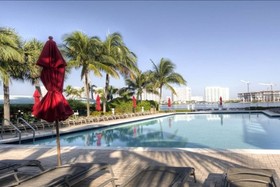 Marina Bay Club