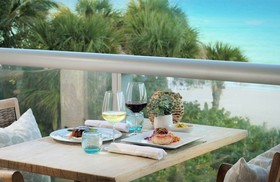 Solé Miami, A Noble House Resort