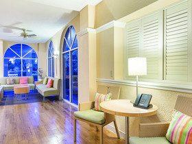 La Quinta Inn & Suites by Wyndham Miami Lakes