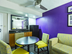 La Quinta Inn & Suites by Wyndham Miami Lakes
