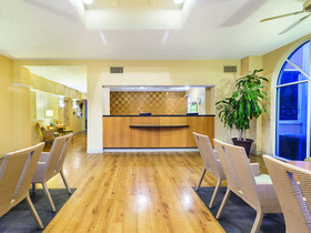 La Quinta Inn & Suites by Wyndham Miami Lakes