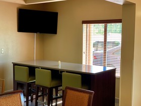 Country Inn & Suites by Radisson, Midway - Tallahassee West