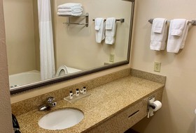Country Inn & Suites by Radisson, Midway - Tallahassee West