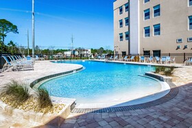 La Quinta Inn & Suites by Wyndham Miramar Beach-Destin
