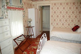 The Heirloom Inn