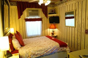 The Heirloom Inn