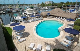 Cove Inn on Naples Bay