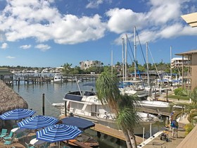 Cove Inn on Naples Bay
