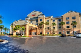 Fairfield Inn & Suites Naples