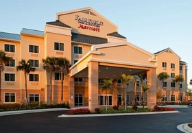 Fairfield Inn & Suites Naples