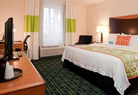 Fairfield Inn & Suites Naples